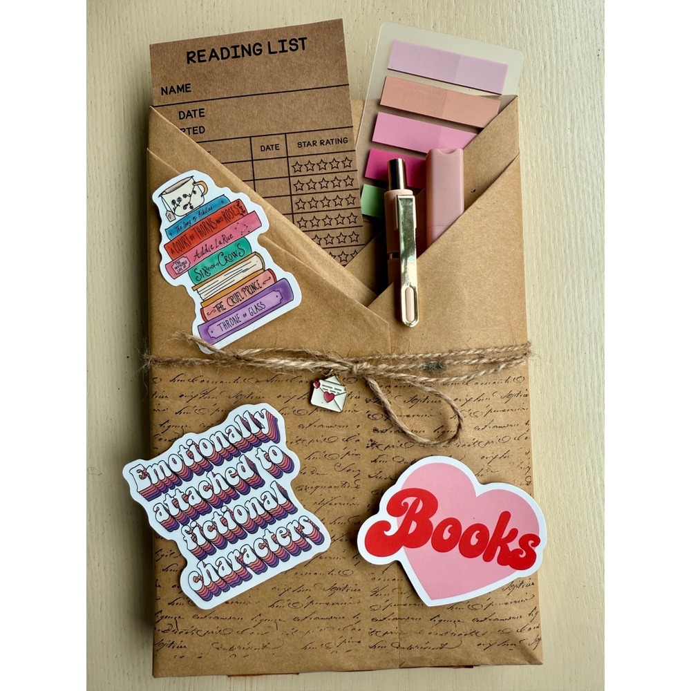 Blind Date With a Book Set - Choose Your Genre - Book Lover Set - Picture 7 of 8